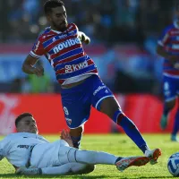 Hinchas de Colo Colo le pasan factura a Lucero