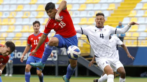 Damián Pizarro en acción ante República Dominicana.