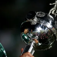 Se acaba el espacio para las placas del trofeo de Copa Libertadores