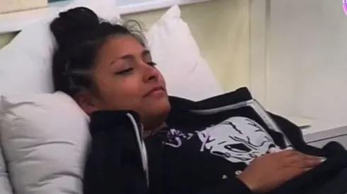 Vivi le confiesa su amor a Coni.