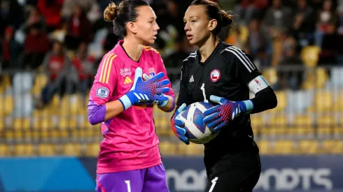 Tiane Endler recibió emotivas palabras de su club tras anunciar su retiro de la selección chilena femenina.