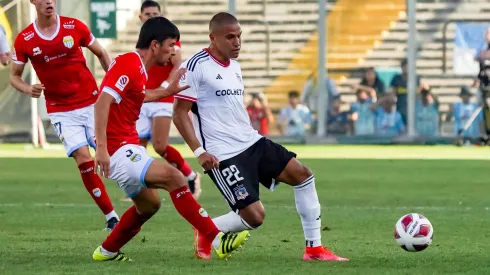 Leandro Benegas se perfila como titular en Colo Colo.