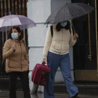 ¿Va a llover el fin de semana también? Mira el pronóstico en Santiago