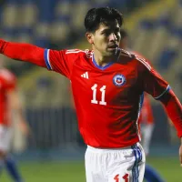 ¿Dónde juega Víctor Dávila y cuáles son sus estadísticas?