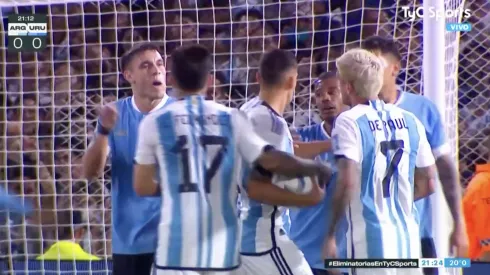 El gesto de Ugarte a De Paul que enojó a Messi