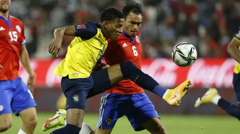 Chile visita a Ecuador con bajas y en medio de una tremenda crisis tras la salida de Eduardo Berizzo.