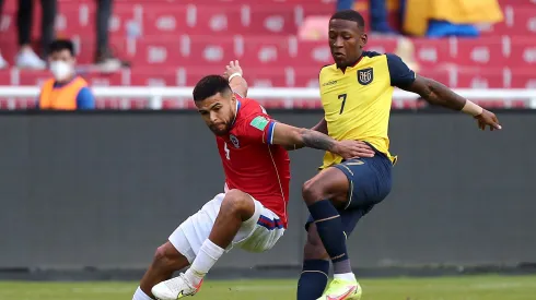 Chile busca los tres puntos en la mitad del mundo ante Ecuador, pactado para este martes en Quito.