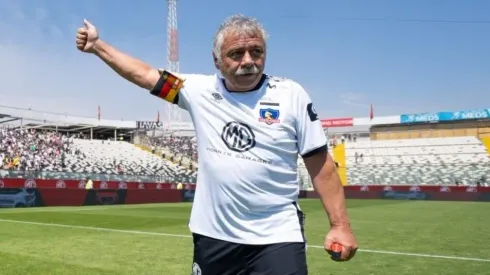 El mundo del fútbol estaba atento a la salud de Carlos Caszely.