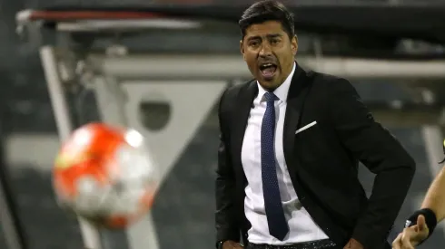 Nicolás Córdova se transforma esta noche en el primer técnico 100% chileno en dirigir a la Roja en eliminatorias tras casi dos décadas.