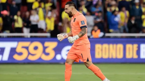 Hernán Galíndez quedó furioso con la manifestación del público en contra del DT de Ecuador.