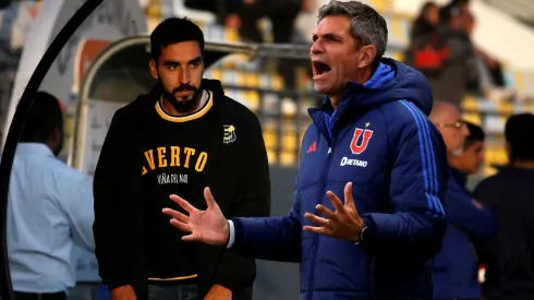 Parte de la dirigencia de Azul Azul quiere al actual técnico de Everton para tomar las riendas del equipo que actualmente dirige Mauricio Pellegino.