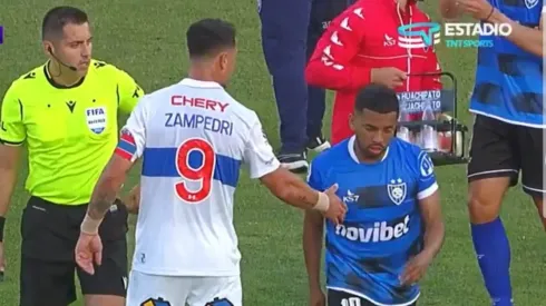 Zampedri quiso despedirse de Palmezano, pero el "10" de Huachipato ignoró el gesto del argentino.