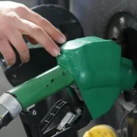 ¿Cuándo sube o baja la bencina?