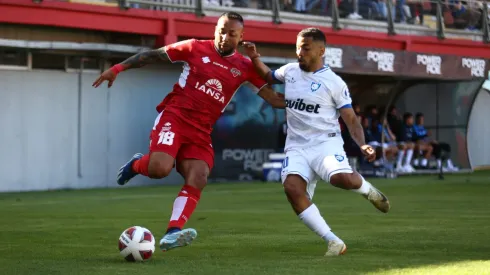 Ñublense y Huachipato juegan en el Nelson Oyarzún