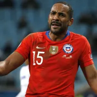 Beausejour se molesta por el ahorro en el DT de la Roja