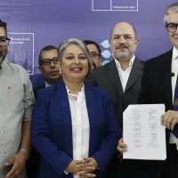 Gobierno logra acuerdo con gremios para el reajuste del Sector Público 2023