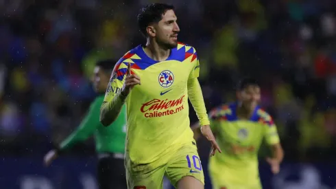 Diego Valdés inició la goleada del América y dejó a su equipo con la clasificación casi asegurada.