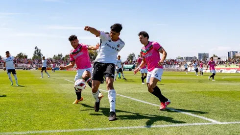 Albos y árabes esperan rival para el sueño de llegar a fase de grupos.