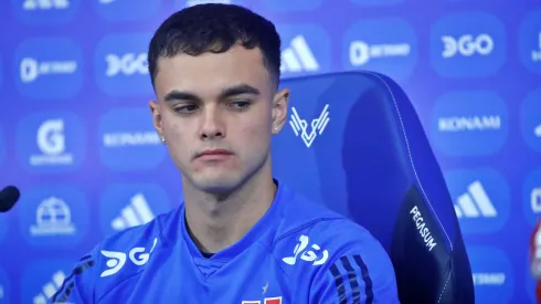 Fernández se va de la U tras ser un nulo aporte en el segundo semestre.