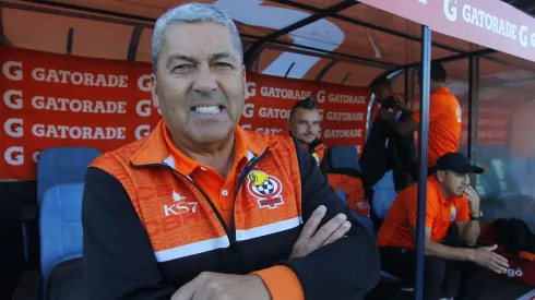 Gustavo Huerta seguirá en Cobresal por otro año