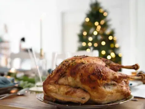 Pavo relleno jugoso al horno: Receta ideal para la cena de Navidad