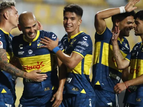 Más salidas en Everton: se van Espejo y el goleador Sacha Sáez