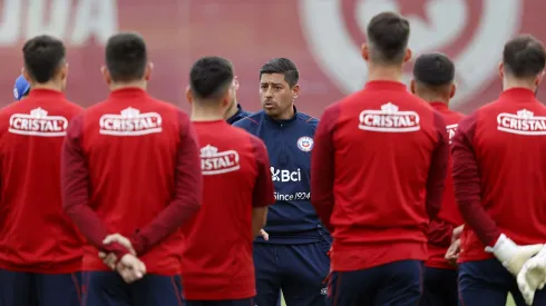 Córdova no tiene planes de dirigir la Roja adulta o Colo Colo