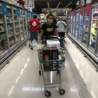 Previa del feriado: ¿A qué hora cierran los supermercados hoy viernes 15 de diciembre?