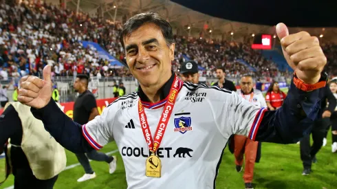 Quinteros no seguirá al mando de Colo Colo