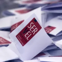¿Qué pasa si le saco una foto al voto? Las graves multas y qué otras cosas no se permiten