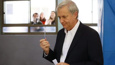 Jose Antonio Kast vota en el colegio Maria Ana Mogas de Paine por el Plebiscito Constitucional 2023.