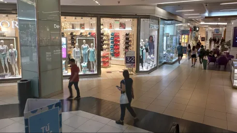 Sernac denunció a 13 tiendas de retail y supermercados