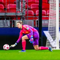 Olympique de Lyon tropieza ante el Brann en Noruega por Champions con Tiane Endler figura