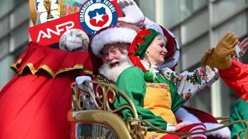 El futbol chileno ruega al Viejo Pascuero un 2024 mucho mejor en todas sus líneas.