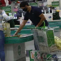 ¿A qué hora cierran los supermercados este viernes? Día clave previo al Año Nuevo
