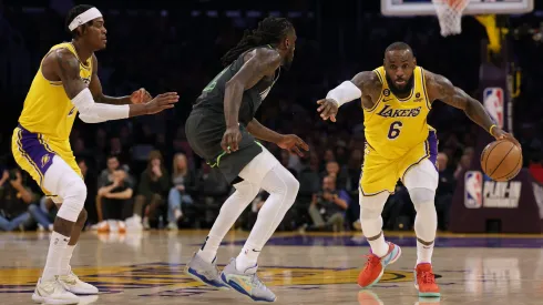 King James y compañía cosechan una marca de 17 – 15.