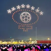 Hermoso: Show de drones en Calama para despedir el 2023 la rompe con escudo de Cobreloa