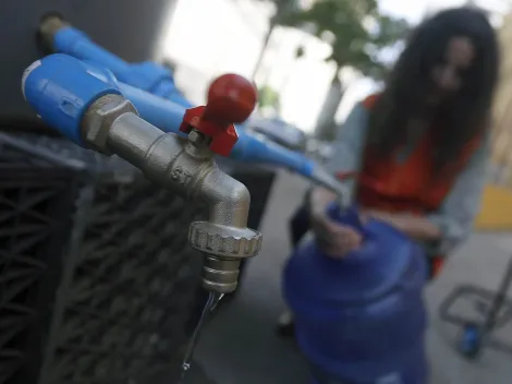 Anuncian corte de agua en Santiago: ¿Cuándo es y en qué comunas?