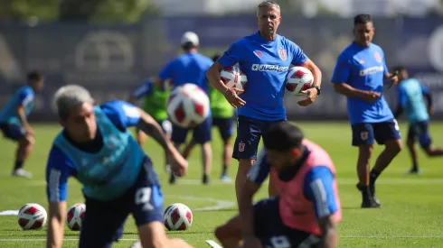 Gustavo Álvarez ya dirigió su primer entrenamiento como nuevo técnico de la U.