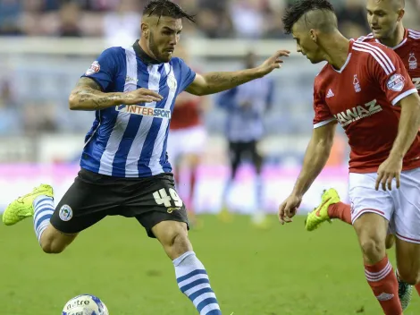 Susto en Qatar: jugador anota un gol y a los minutos cae desplomado