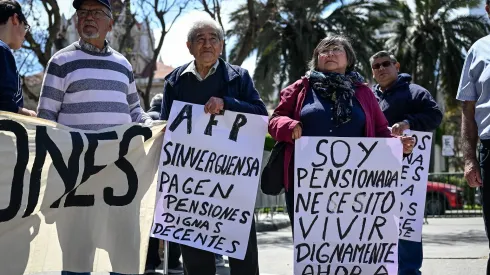 Manifestación hasta el Congreso en apoyo a la reforma de pensiones, que incluye la medida del 6% adicional  (18 de octubre de 2023)