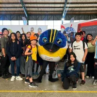 Fiu aletea fuerte con los niños en tremendo “Festival Paralímpico”