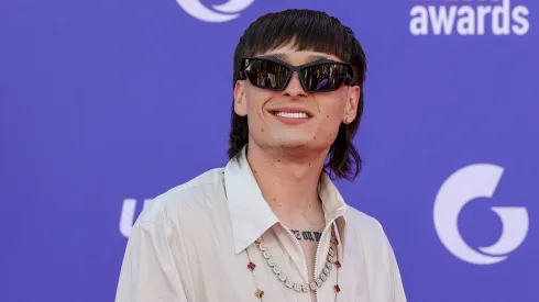 ¿Quién es Peso Pluma? Cantante podría ser bajado del Festival de Viña.