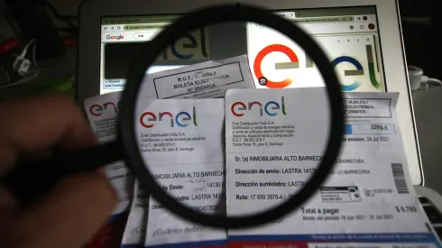 ¿Subirán las cuentas de la luz? Gobierno busca frenar alzas.