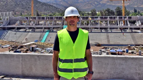 El multicampeón con la UC visitó los avances del nuevo estadio.