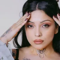 Mon Laferte responde a críticas por su video de Pornocracia: lo tildan de \'vulgar\'