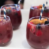 Receta de sangría y otros tragos refrescantes para pasar el calor en las tardes de verano