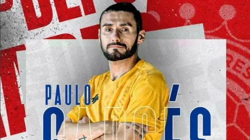 La presentación de Paulo Garcés en Linares, su nuevo equipo