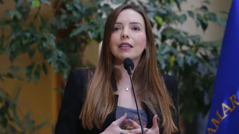 Aseguran que un diputado dio positivo en el test de drogas.