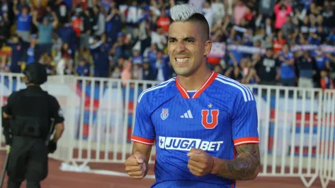 Leandro Fernández se llevó todos los aplausos por sus golazos.